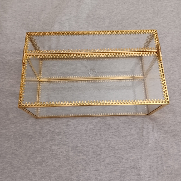 New Glass & Gold Makeup Lipstick Holder - Picture 7 of 12
